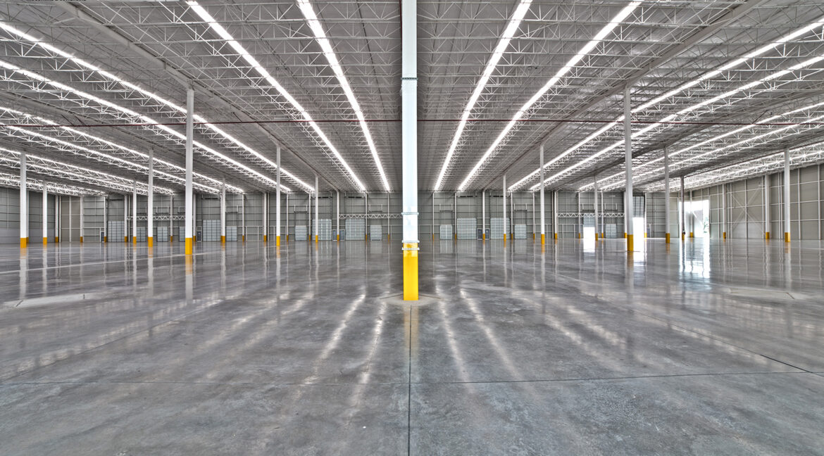 Industrial_warehouse_at-Silao-Industrial-Park_Industrial-Realtor_Puerto-Interior_23